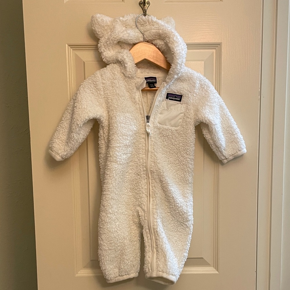 Patagonia Infant White Fleece Hooded Suit